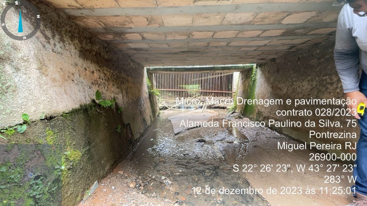 1372_3.jpg