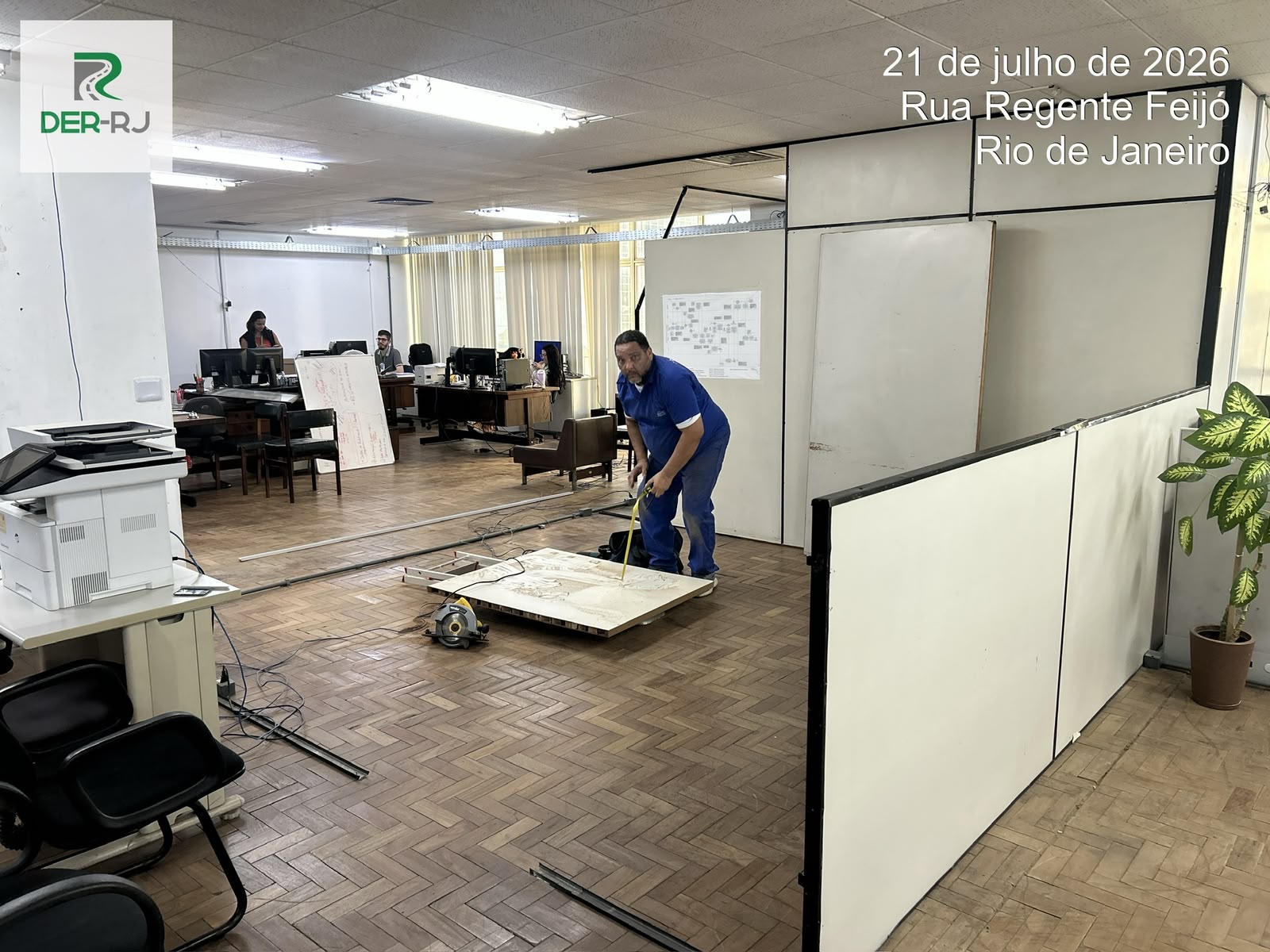 2903_0.jpg